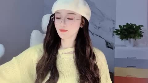 Daisy online show from December 6, 2024, 11:00 am