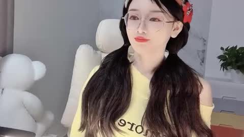 Daisy online show from February 18, 2025, 4:37 am