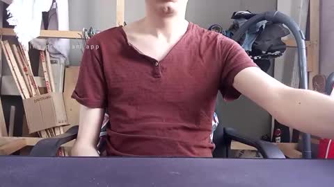 happytronco online show from September 13, 2025, 1:44 pm