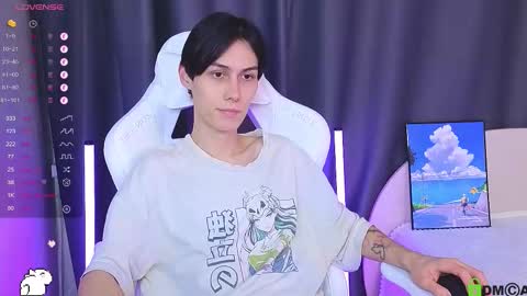 Mark online show from November 24, 2025, 1:44 pm