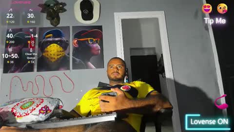 Snapshot of hardboy_latin chatting on October 29, 2025, 4:26 am hardboy_latin online show from October 29, 2025, 4:26 am