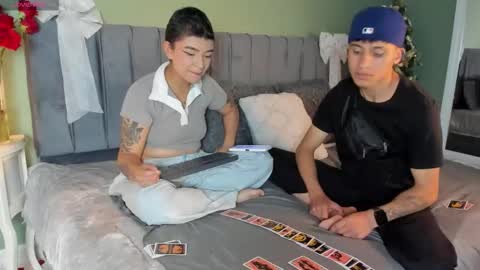 Kade and Demi online show from December 21, 2025, 3:13 am