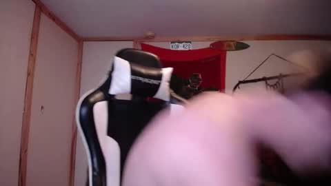 Austin online show from November 23, 2025, 8:19 pm