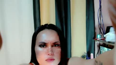 Snapshot of hardfox_xoxo chatting on January 21, 2025, 9:46 am mj online show from January 21, 2025, 9:46 am