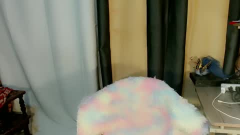 Snapshot of hardfox_xoxo chatting on January 30, 2025, 5:06 pm mj online show from January 30, 2025, 5:06 pm