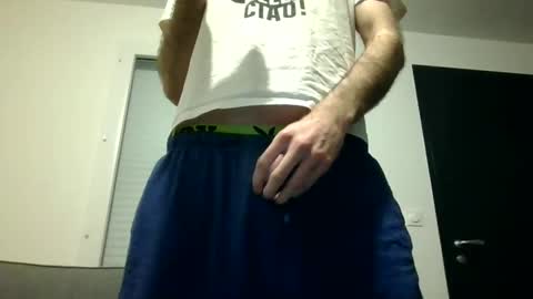 Mika online show from March 12, 2025, 11:54 pm