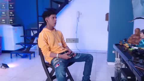 Andres Dean online show from November 12, 2025, 3:23 pm