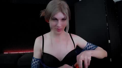 Snapshot of hardy_green chatting on October 29, 2025, 11:23 am Miss Hardy online show from October 29, 2025, 11:23 am