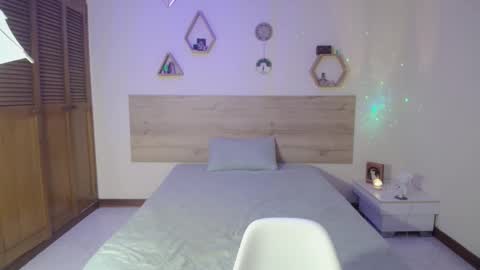 harknite online show from December 22, 2025, 10:18 pm