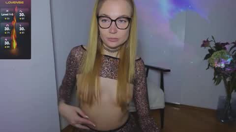 Snapshot of harley_everly chatting on October 31, 2025, 6:53 pm Tasya online show from October 31, 2025, 6:53 pm