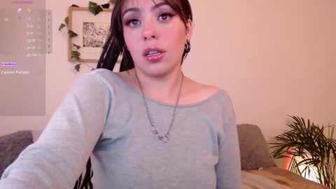 Snapshot of harmonyy01 chatting on January 8, 2025, 7:03 am Harmony Please help me to reach 100 thumbs up online show from January 8, 2025, 7:03 am