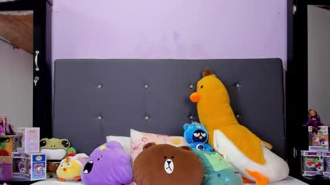 Snapshot of harmonyy_hill chatting on September 20, 2025, 10:44 pm Harmony Hill online show from September 20, 2025, 10:44 pm