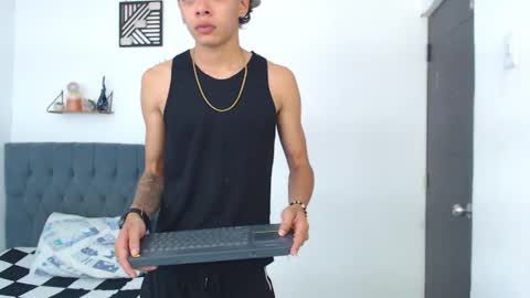Harry online show from May 22, 2026, 12:29 am