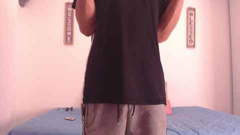 Snapshot of harrythomson1 chatting on December 2, 2024, 5:26 am harry thomson online show from December 2, 2024, 5:26 am