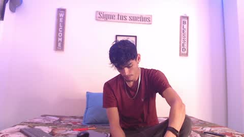 Snapshot of harrythomson1 chatting on January 12, 2025, 6:28 am harry thomson online show from January 12, 2025, 6:28 am