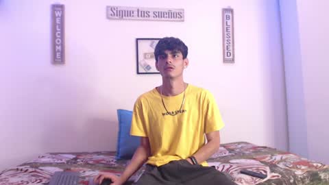 Snapshot of harrythomson1 chatting on January 27, 2025, 4:30 am harry thomson online show from January 27, 2025, 4:30 am