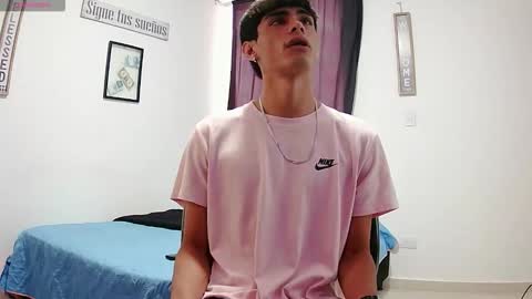 Snapshot of harrythomson1 chatting on October 12, 2025, 7:24 pm harry thomson online show from October 12, 2025, 7:24 pm