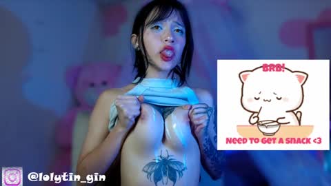 Im Emily and I could be the love of your life    online show from February 5, 2025, 1:15 am