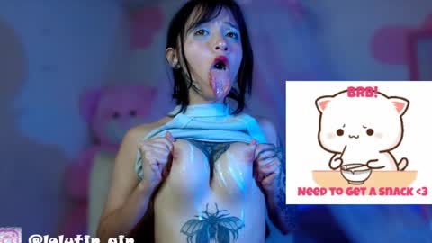 Im Emily and I could be the love of your life    online show from February 6, 2025, 9:28 pm