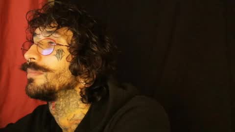 Snapshot of hatsumotokyoto chatting on February 15, 2025, 1:53 am More content   2   online show from February 15, 2025, 1:53 am