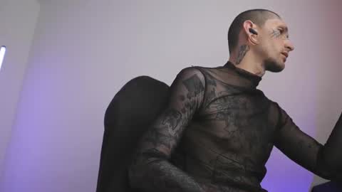 Snapshot of hatsumotokyoto chatting on February 10, 2026, 10:03 pm More content 2 online show from February 10, 2026, 10:03 pm