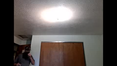 Snapshot of hawktalon007 chatting on September 21, 2025, 6:53 pm Robert online show from September 21, 2025, 6:53 pm