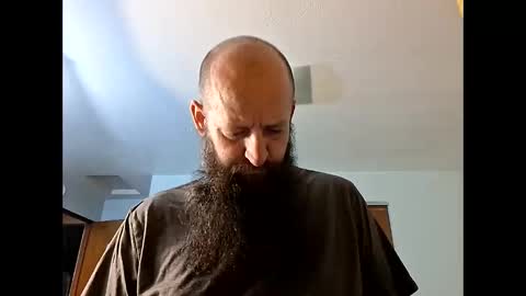 Snapshot of hawktalon007 chatting on December 4, 2025, 5:50 am Robert online show from December 4, 2025, 5:50 am