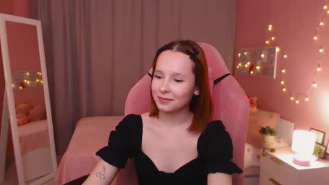 Mia online show from January 15, 2026, 1:10 am