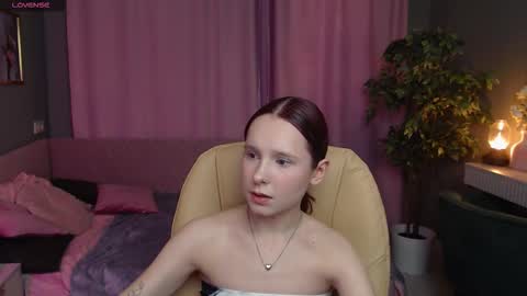 Mia online show from March 21, 2026, 8:41 am