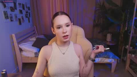 Mia online show from March 30, 2026, 7:53 am