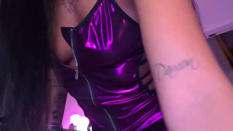 Snapshot of hayleybabe4 chatting on February 19, 2026, 10:06 pm Hayley online show from February 19, 2026, 10:06 pm