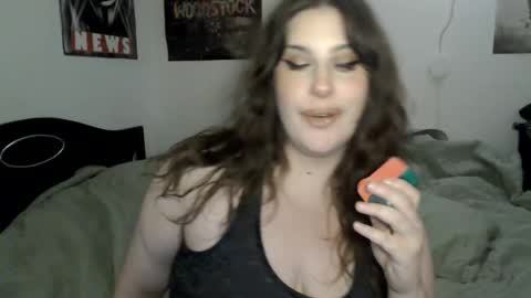 haylihaze online show from February 3, 2026, 5:49 am