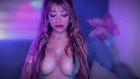 Marie online show from February 1, 2025, 1:23 am