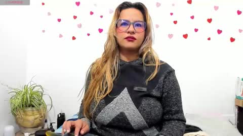 hazel online show from October 7, 2025, 8:55 am