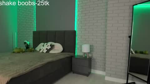 Liya dont forget to thumbs up me online show from October 26, 2025, 11:16 am