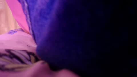 kataleya online show from February 1, 2025, 7:02 pm