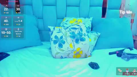 Snapshot of hazel_lanee chatting on March 2, 2026, 7:15 am hazel_lanee online show from March 2, 2026, 7:15 am