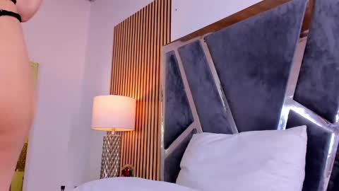  Hazel  online show from December 9, 2024, 8:01 pm