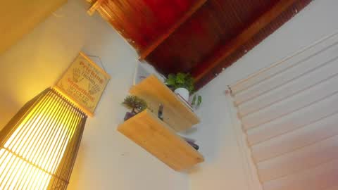 Im Hazel online show from December 28, 2024, 10:34 pm