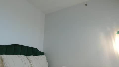 Hazel online show from December 9, 2024, 3:22 pm