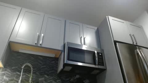 Hazel online show from January 3, 2025, 10:40 pm