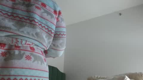 Hazel online show from January 6, 2025, 2:14 pm