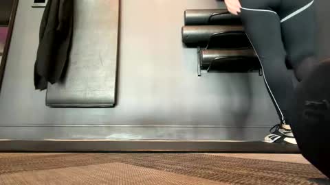 Hazel online show from November 14, 2025, 3:00 pm