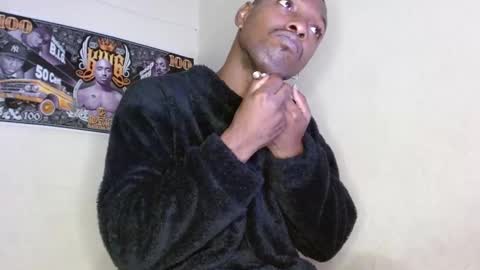 Snapshot of hazlan_420 chatting on September 27, 2025, 11:37 am hazlan_420 online show from September 27, 2025, 11:37 am