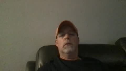 Snapshot of hdeuce22 chatting on December 6, 2024, 12:45 am Hdeuce22 online show from December 6, 2024, 12:45 am