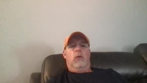 Snapshot of hdeuce22 chatting on February 17, 2025, 7:53 pm Hdeuce22 online show from February 17, 2025, 7:53 pm