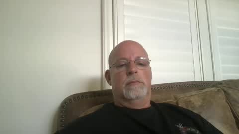 Snapshot of hdeuce22 chatting on October 1, 2025, 3:18 pm Hdeuce22 online show from October 1, 2025, 3:18 pm