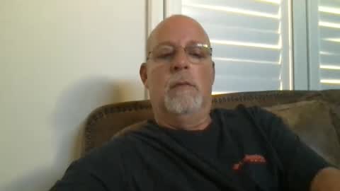 Snapshot of hdeuce22 chatting on October 11, 2025, 9:24 pm Hdeuce22 online show from October 11, 2025, 9:24 pm