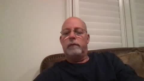 Hdeuce22 online show from December 2, 2025, 11:00 pm