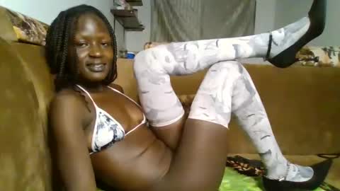 Snapshot of heart_star chatting on February 9, 2025, 1:22 am heart_star online show from February 9, 2025, 1:22 am